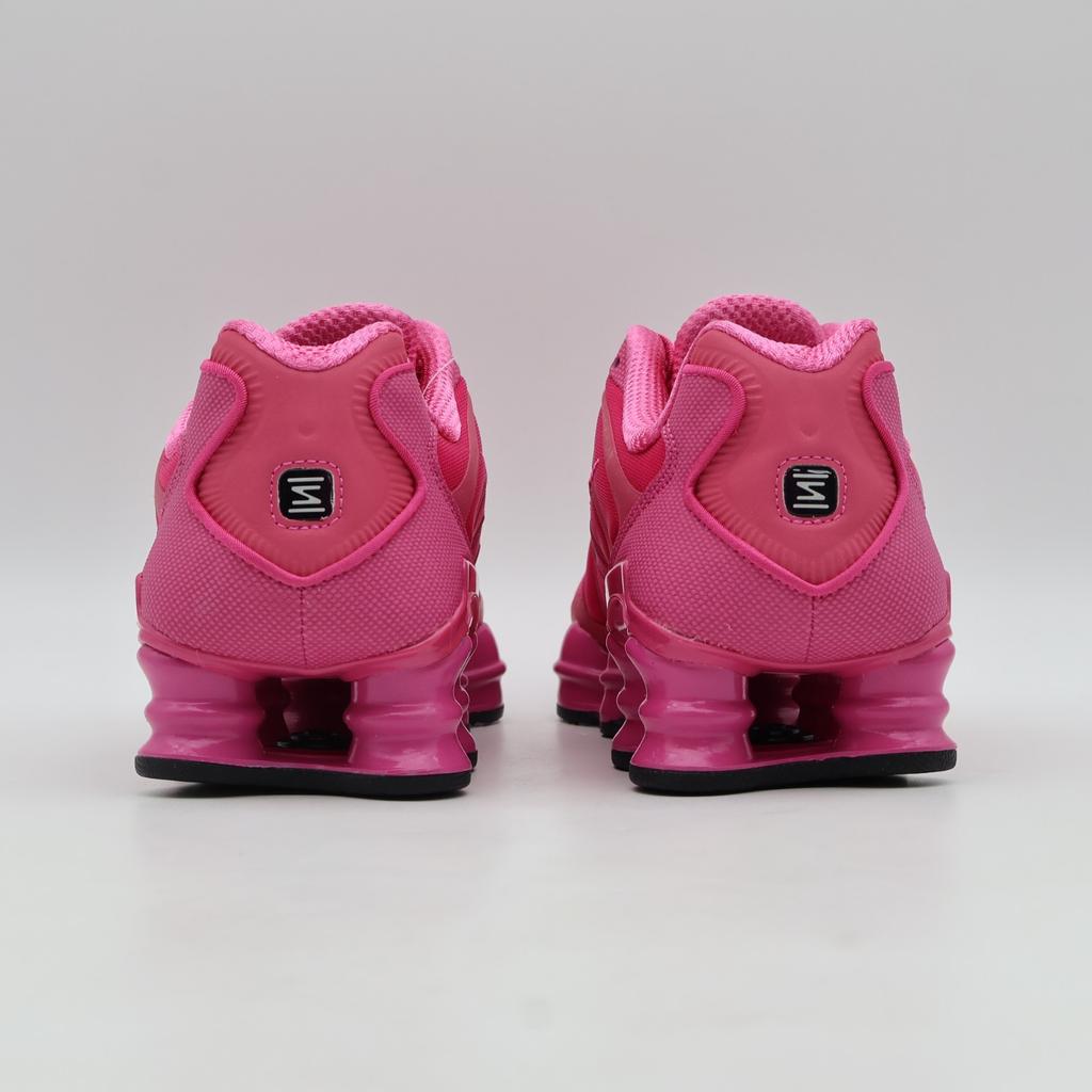 IH1338-600 Nike Shox TL Ökenrosa Svart (Herr)