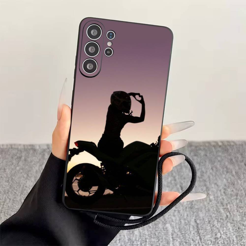 

L-Lady rider Phone Case For Samsung S25,S24,S21,S22,S23,S30,Ultra,S20,Plus,Fe,Soft Silicone Black Cover Samsung S20fe