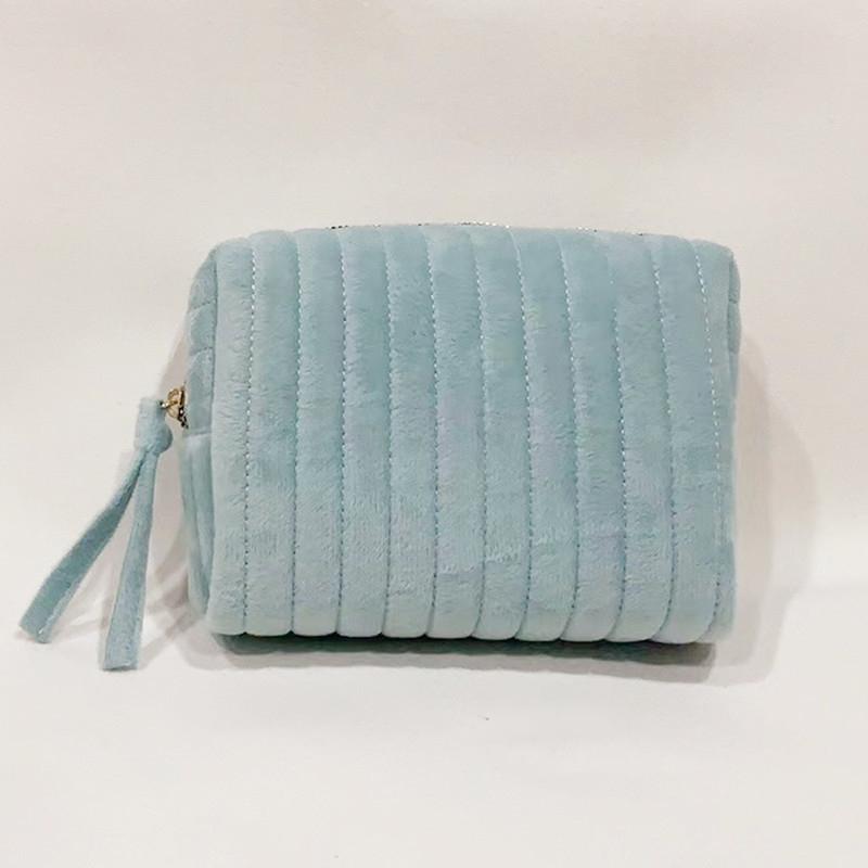 Large Capacity Velvet Cosmetic Bag Toiletry Bag Convenient Travel Toiletry Bag