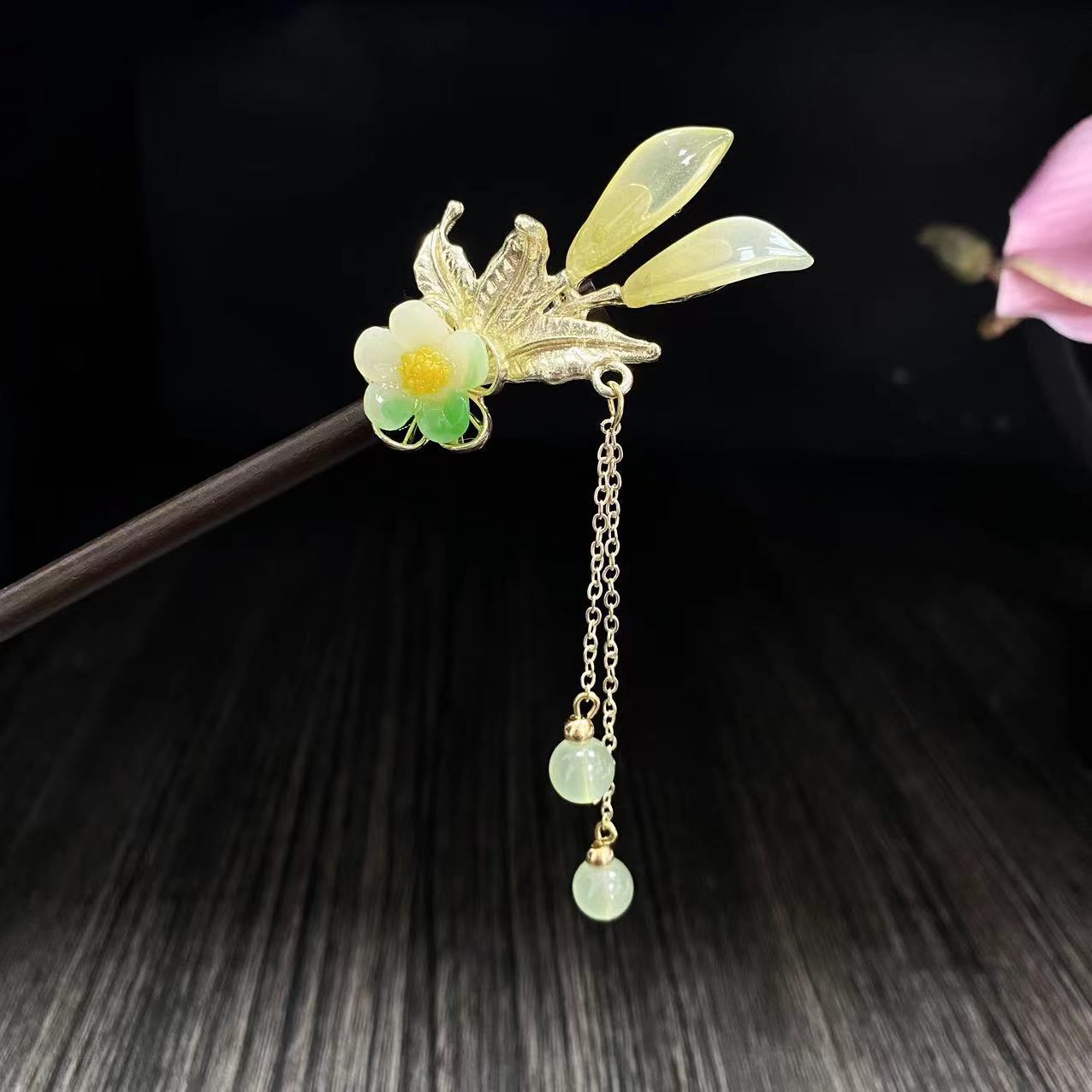 

Luxury Flower Tassel Hairpin For Women Handmade Wooden Floral Hair Stick Hanfu Hair Accessories Vintage Elegant Girls Hairpins рожевий
