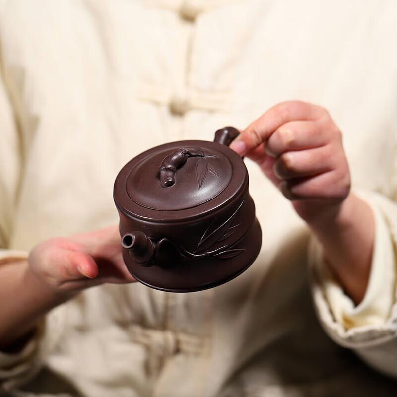 Yibei Jianghu Zisha Teapot