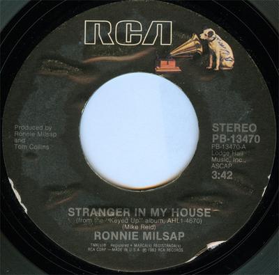 7inch Record RONNIE MILSAP - Stranger In My House / Is It Over PB13470 RCA 1983 US Folk Used