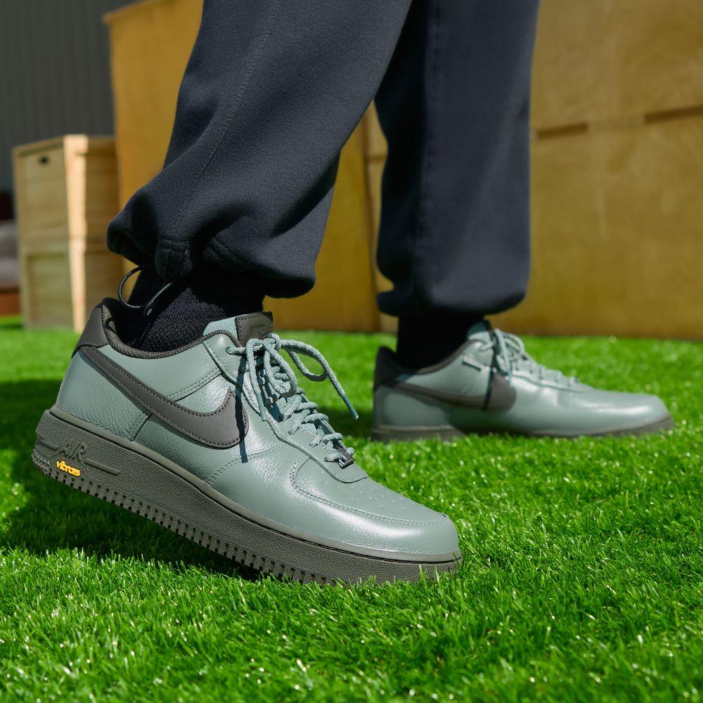 Nike Air Force 1 Low Gore-Tex Vibram Clay Green 40
