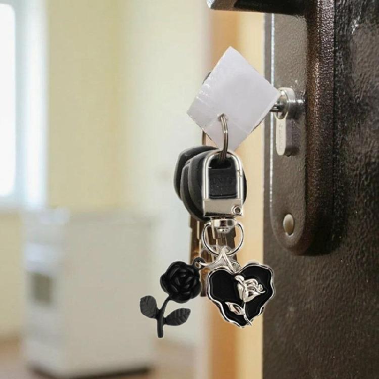 Unisex Bag Pendant Rose Keychain Fashion Statement Key Charm Stylish Key Pendant Unique Key Ornament Perfect for Key Bag