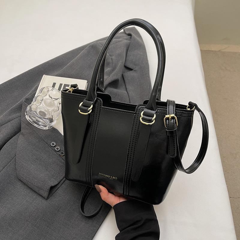 Tote bag large-capacity bag women's underarm bag contrasting colors 2025 new trendy fashion versatile commuter shoulder big bag women