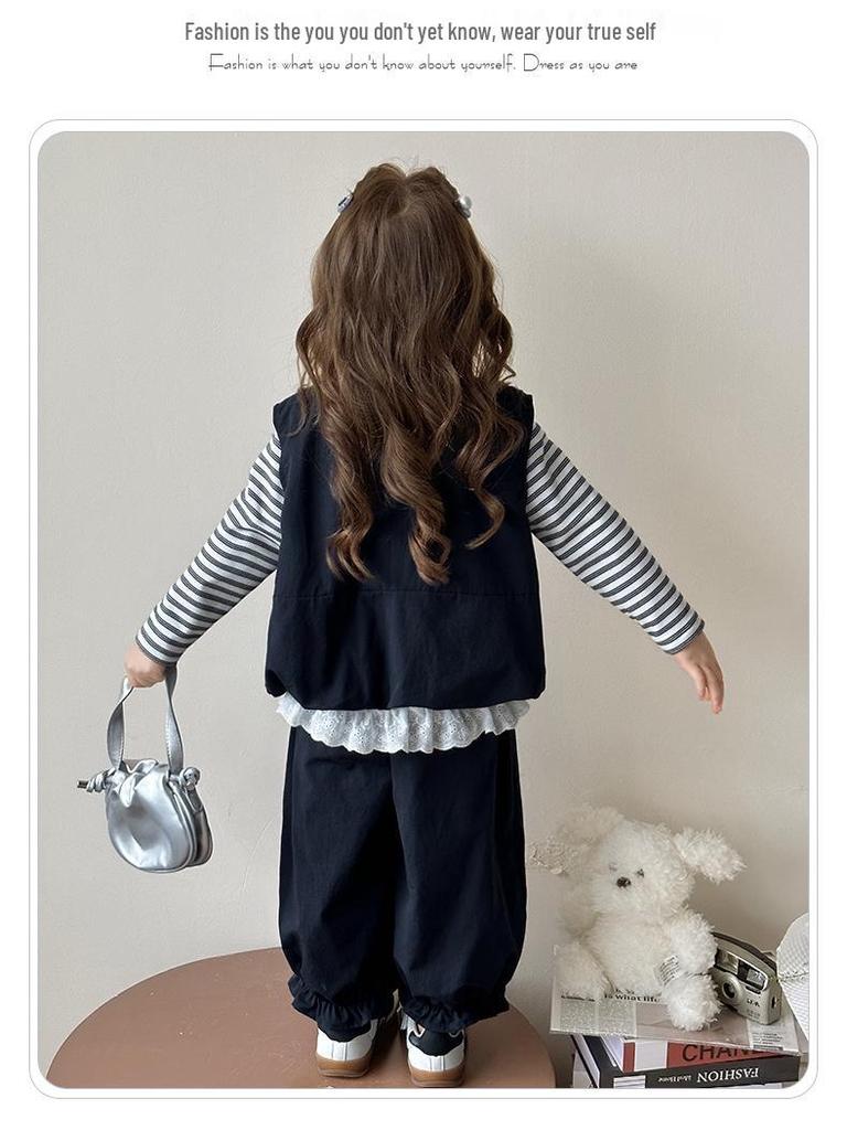 Girls' Korean Style Autumn Vest Three-Piece Outfit: Trendy, Casual, and Beautiful