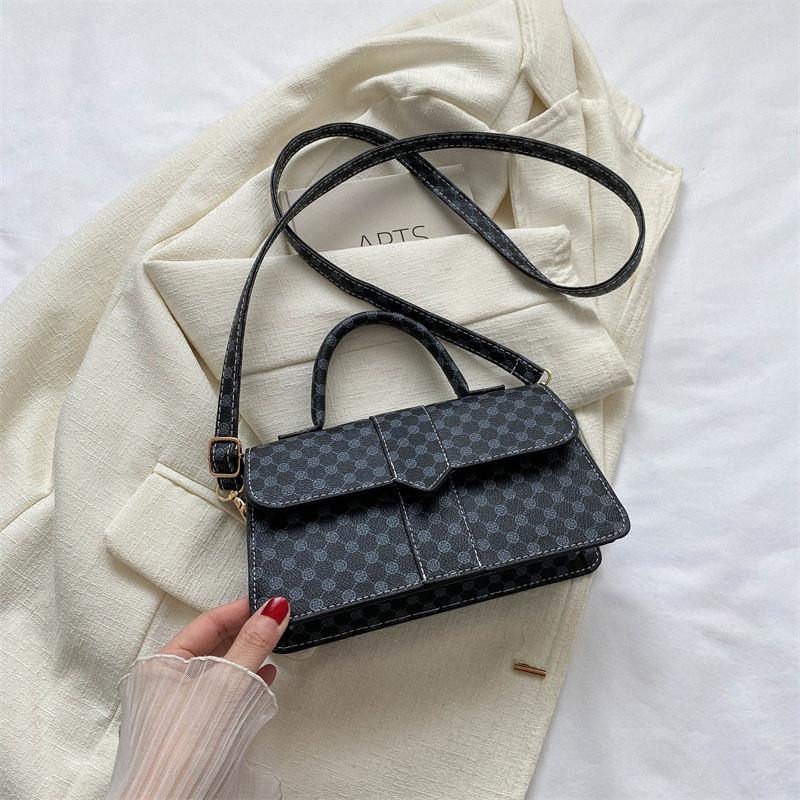 

Trendy Black And White Pu Handbag For Women With Minimalist Single Shoulder Style чёрный