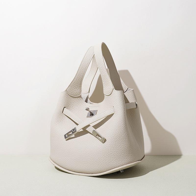 Light luxury commuter handbag bag exquisite first-layer cowhide vegetable basket bag genuine leather spring and summer new shoulder bucket bag