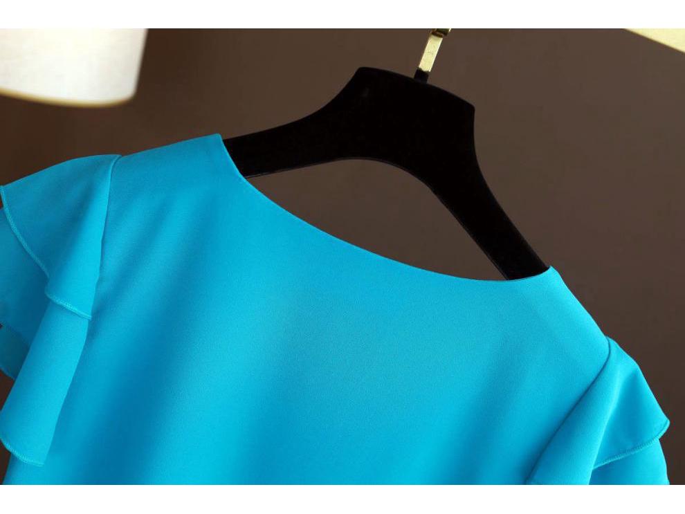 Women's Plus Size Chiffon Top: Loose, Fashionable, Short-Sleeved Summer Blouse