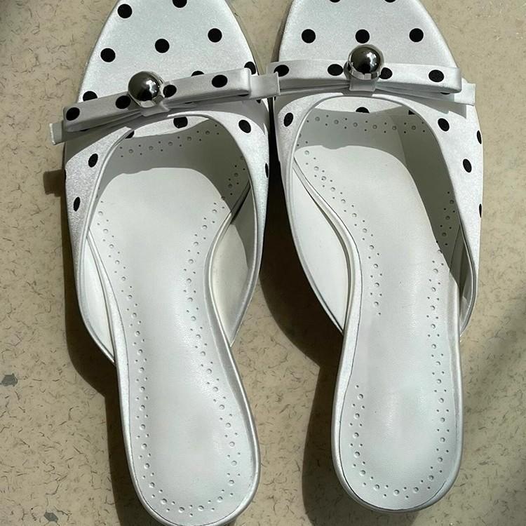 2025 Spring New Pointed Polka Dot Rear Strap Sandals Women's Bag Head Bow Pearl Medium Heel Single Shoes Women's Shoes
