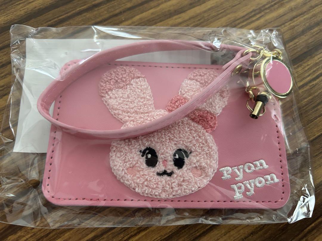 

[USED] NiziU NIZOO Pass Case Jumping