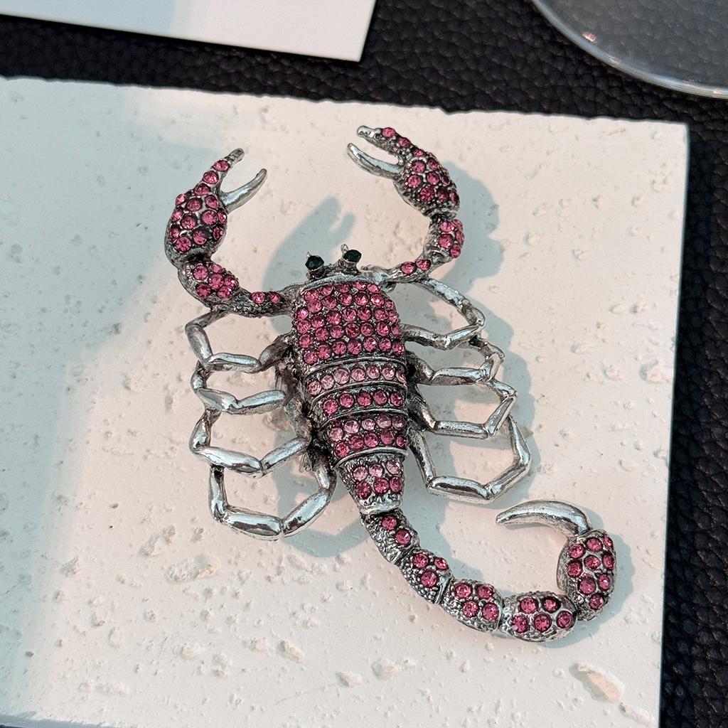 Animal Brooch Scorpion Brooch Versatile New Men's and Coat Corsage European and American