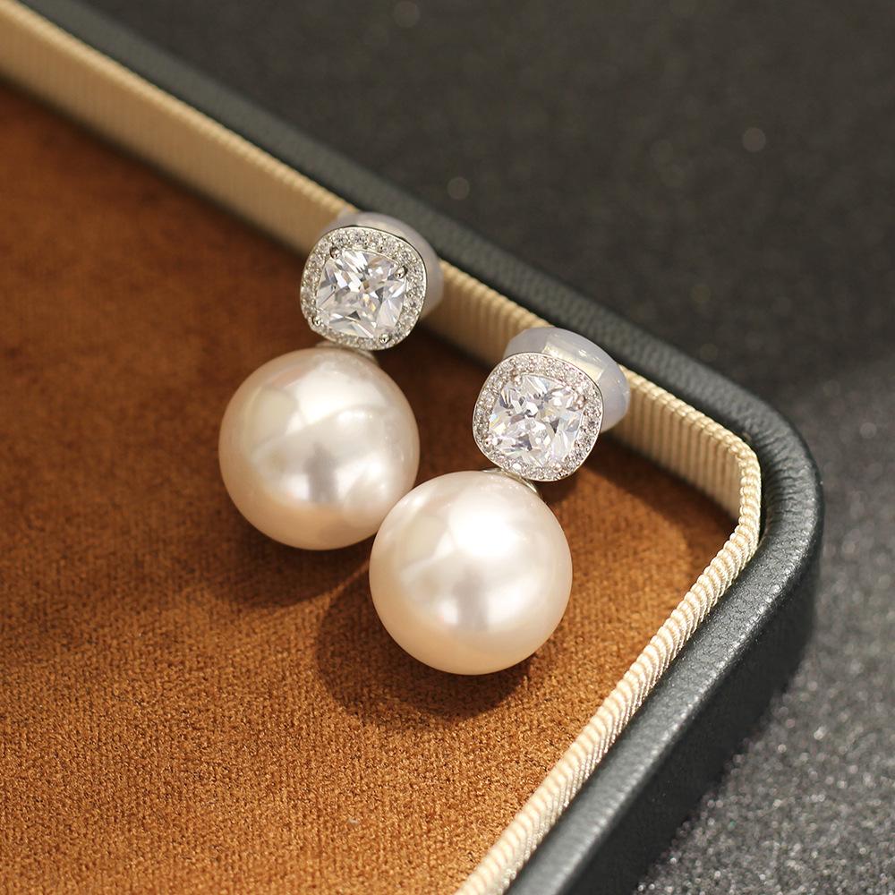 Princess square stone-set large pearl earrings, gold-plated multi-color 925 silver needle earrings, versatile without pierced earrings, earrings for