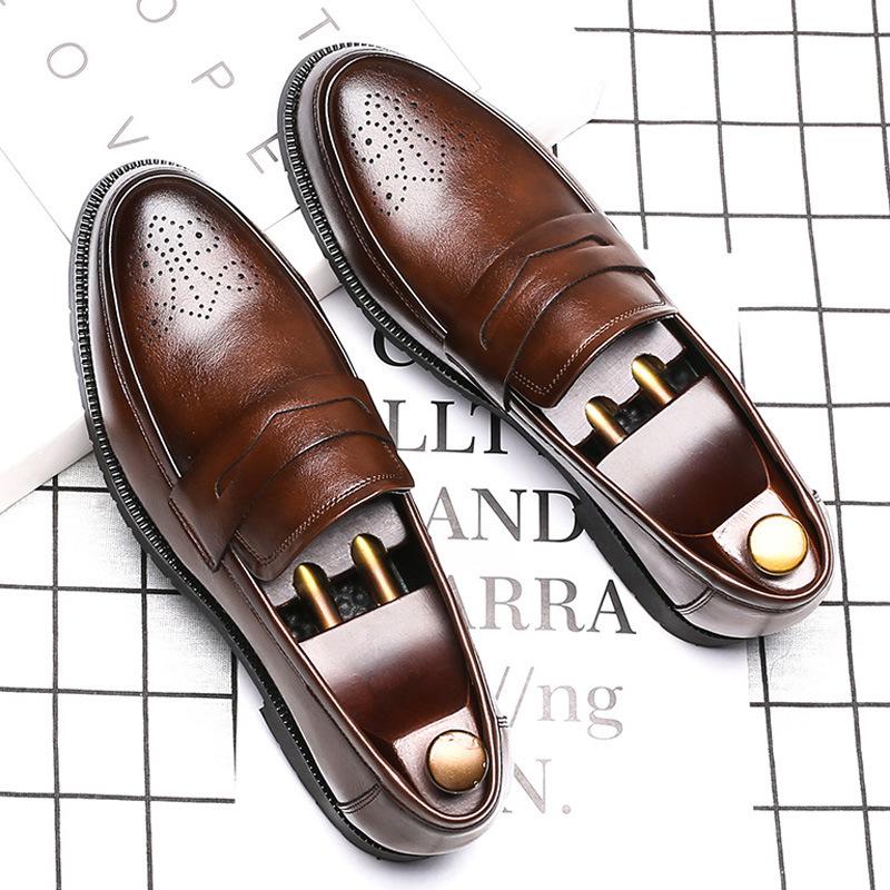 

Lazy pedal large size leather shoes men s business dress Korean version of leather shoes 45 коричневий