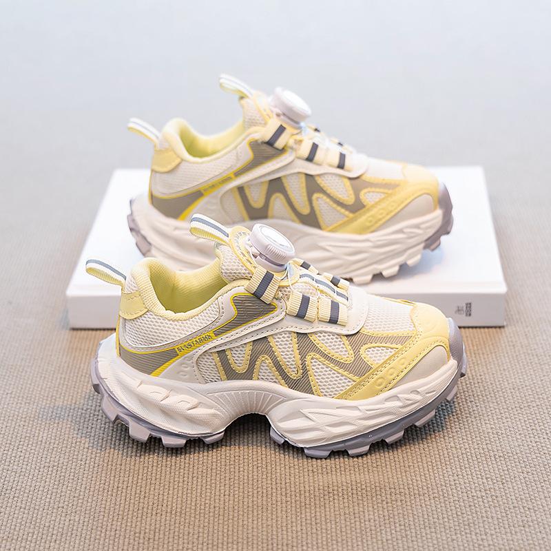 

Girls Sneakers2026New autumn model children s non-slip, wear-resistant casual shoes for older girls, trendy dad shoes 32-37One Hand6Double жовтий