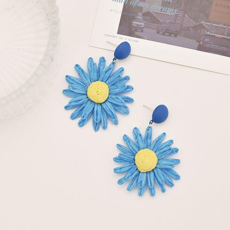 

Accessible Luxury Beautiful Vacation Style Best Selling Fancy Female Earrings Blue