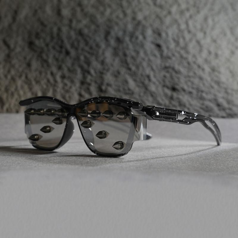 Trendy Unisex Studded Eyewear With Practical PC Frame And Metal Cool Rivets Eyeglasses For Casual Event And Travel