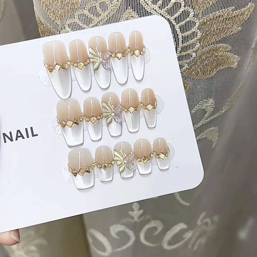 

Чисто ручная работа Осень Новый стиль Фототерапия Носимые ногти Молочный цвет Бабочка Нейл-арт Патч Можно отсоединить large L