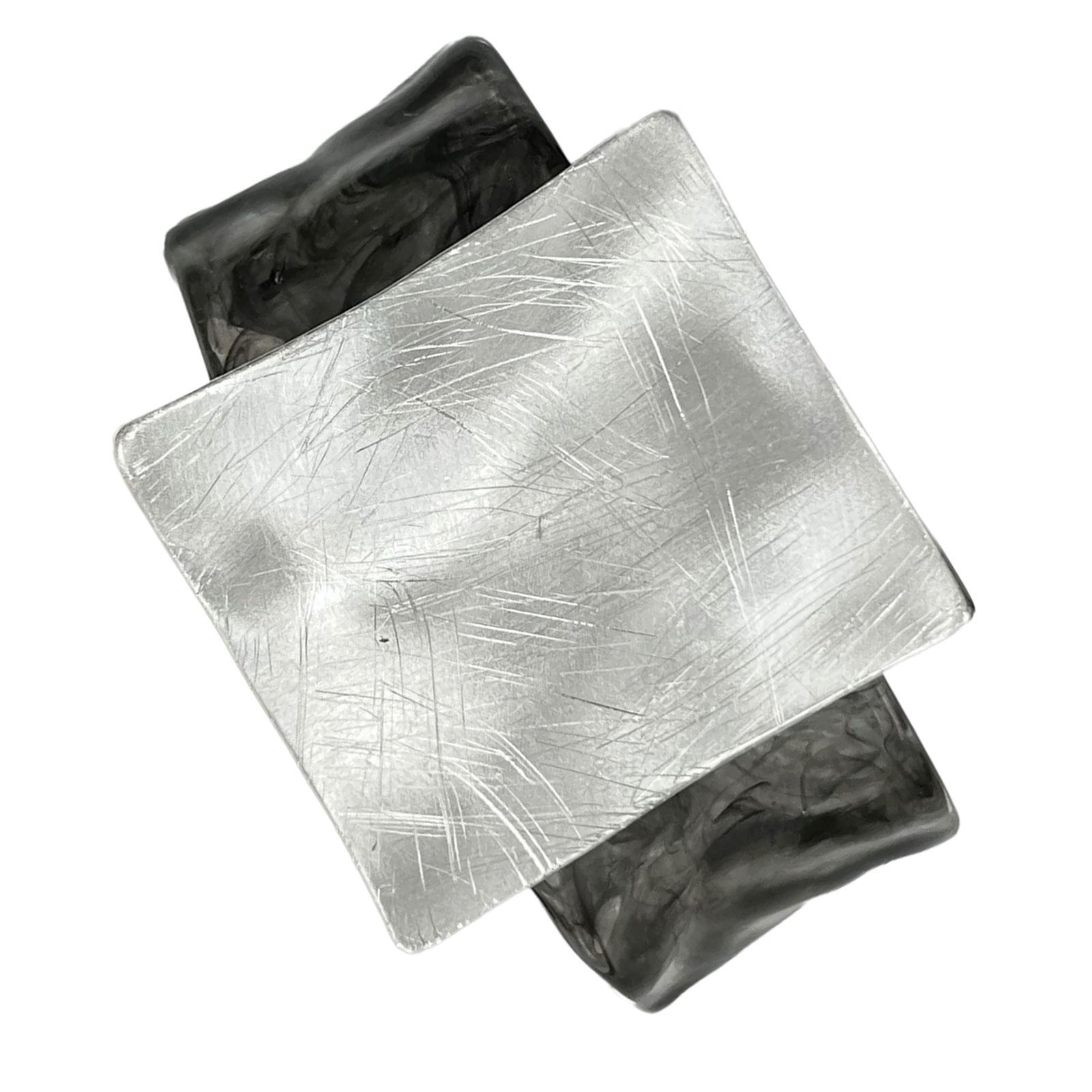 

Современный модный геометрический металлический браслет, регулируемый размер, квадратный сплав, женский браслет-аксессуар для повседневной носки и мероприятий 2