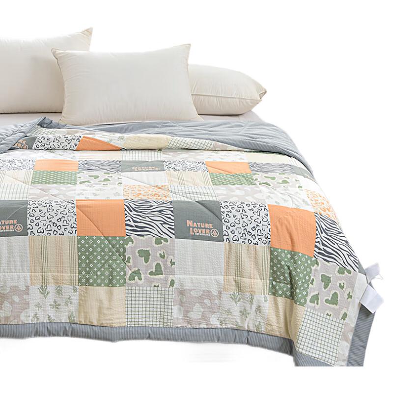 Deze Plato All-Season Polyester Quilt