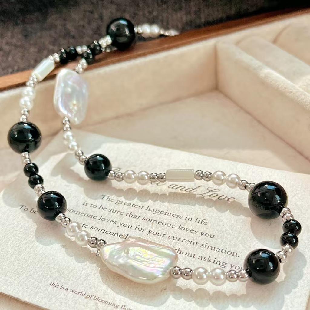 Vintage High Quality Natural Freshwater Baroque Pearl Black Agate Artificial Crystal Pearl Sweater Chain Item
