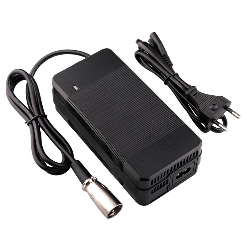

58.8V 3A Lithium Battery Charger For 52V Electric Scooter E-Bike Charger For 14S Li-ion Battery Pack With 3-Pin XLR Connector EU