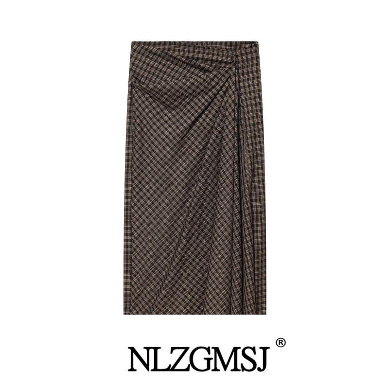 2025 Winter European & American Style Versatile Pleated Plaid Midi Skirt Extra Small