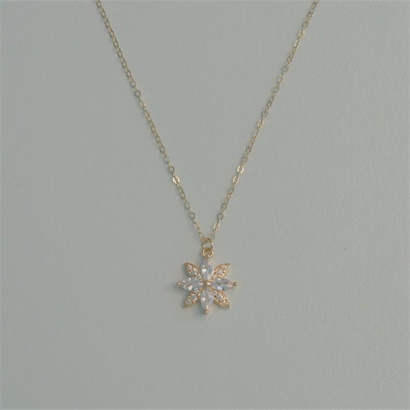 

925 Sterling Silver French Simple Pavé Crystal Snowflake Clavicle Chain Necklace Women Fashion Charm Student Jewelry Accessories Gold 44CM