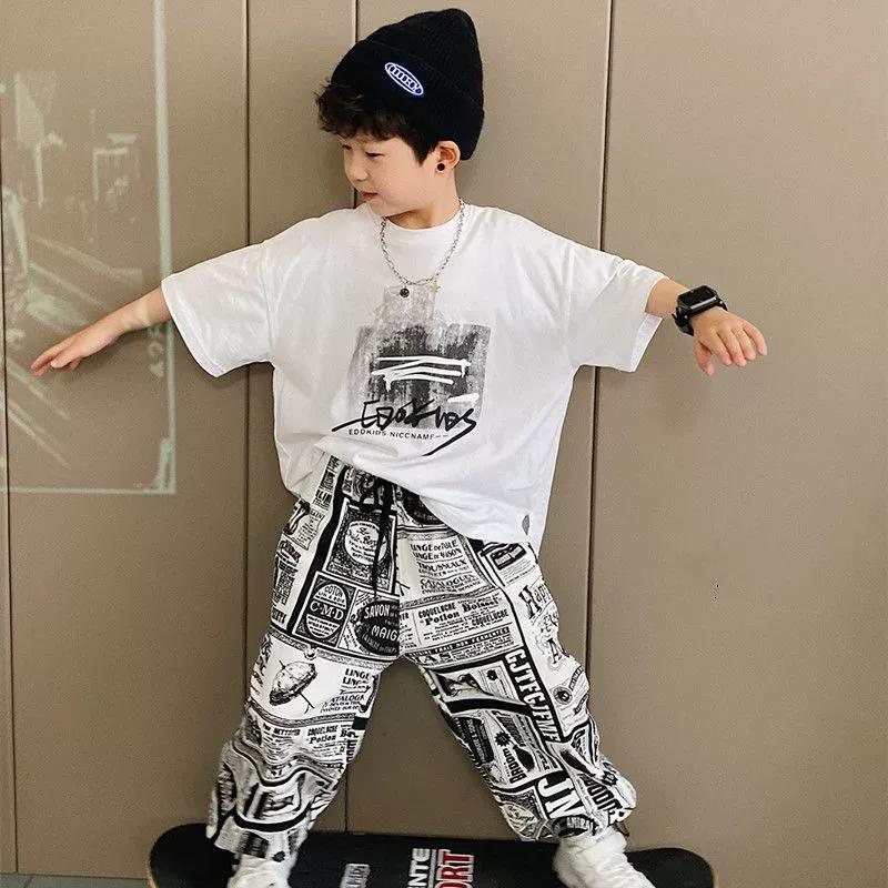 

Летний тонкий повседневный комплект из двух предметов для мальчиков с круглым вырезом и принтом, короткими рукавами и широкими брюками 110