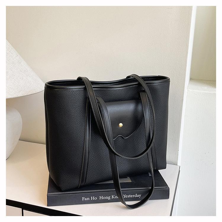 

Сумка женская большой вместимости 2025 новая сумка через плечо для студентов колледжа текстурная рабочая сумка-тоут чёрный