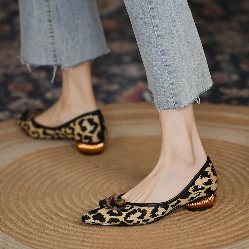 Women's Low Heel Shoes Pointed Toe Square Heel Sexy Women's Shoes Leopard Print Suede Outdoor Leisure Comfortable Zapatos Mujer