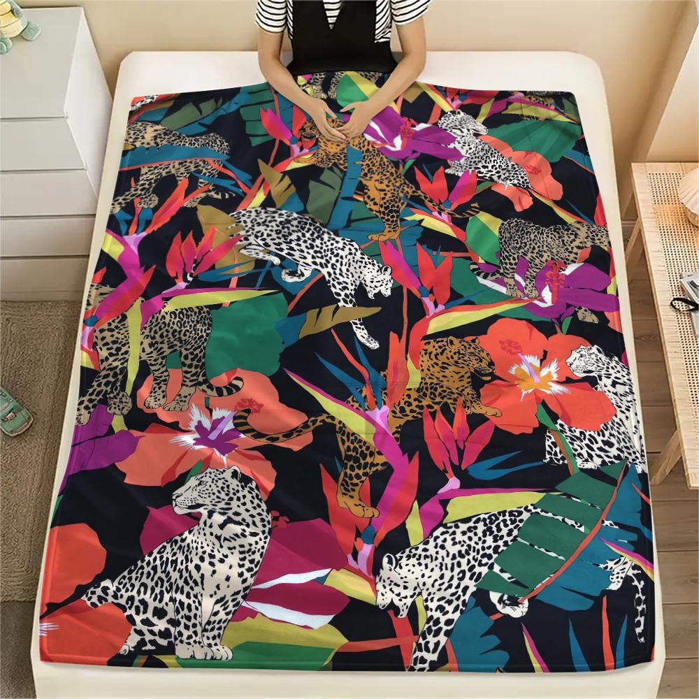 1Pc Jungle Leopard Print Flannel Blanket, High Quality Comfortable for All Seasons, Home Decor, Warmth and Comfort, Perfect for Christmas Gifts