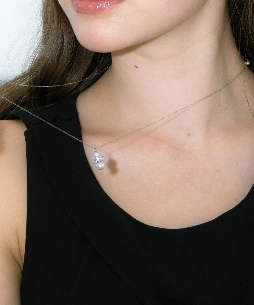 Pearly More Little Snowman Long Drop Necklace