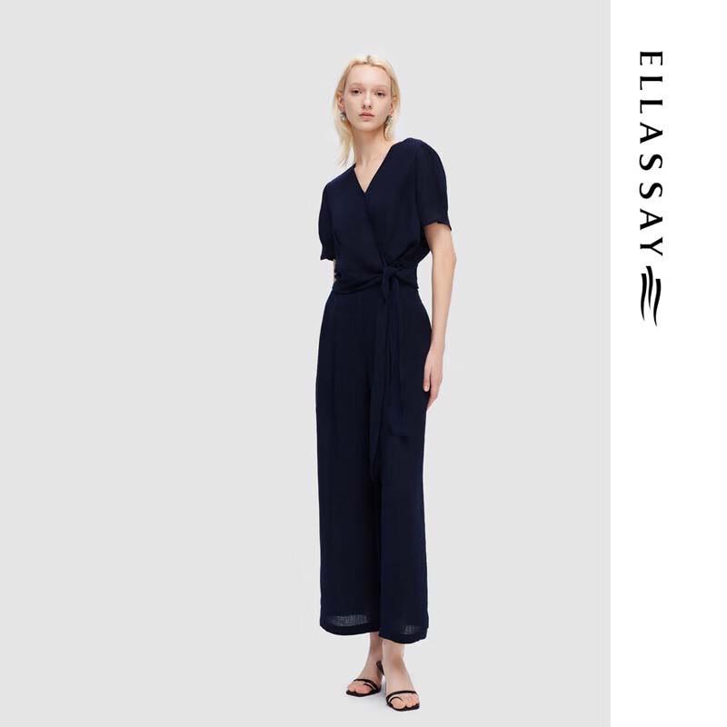 ELLASSAY Women's V-Neck Slim-Fit Blouse