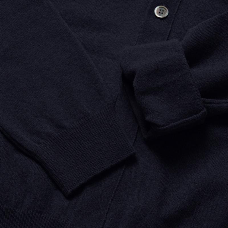 Comme Des Gar Ons Play White Heart V Neck Cardigan Ax N062 051