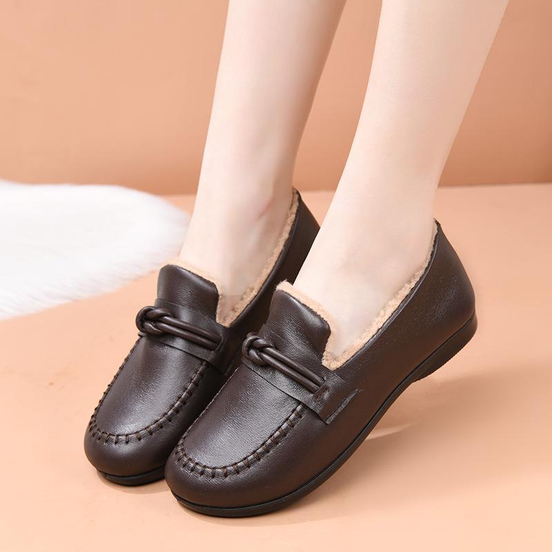 New Soft-soled, Fashionable and Casual Flat Shoes, Fleece Bean Shoes, One-step Shoes