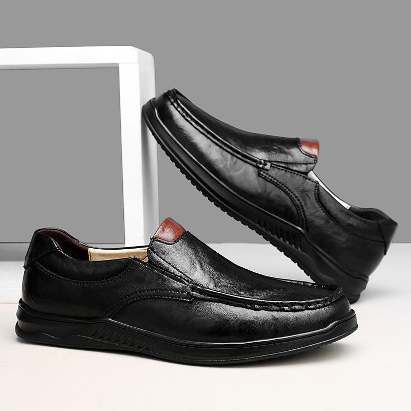 

Men s shoes 2025 summer new middle-aged and elderly soft-soled anti-tiring feet comfortable father shoes daily one-pedal casual leather shoes 38