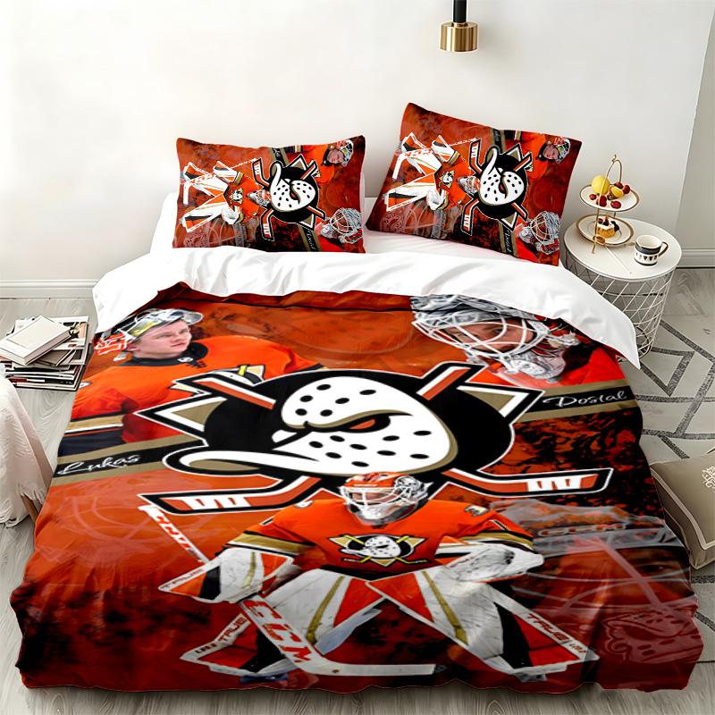 Anaheim Ducks 3pc set Perfect for bedroom use Comfortable bedding set includes a duvet cover and two pillowcases Ideal birthday or Christmas gift