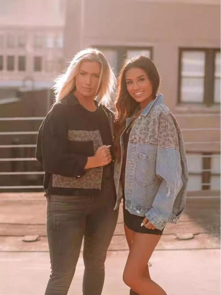 Women's Leopard Print Long Sleeve Denim Jacket - European and American Style for Autumn and Winter.