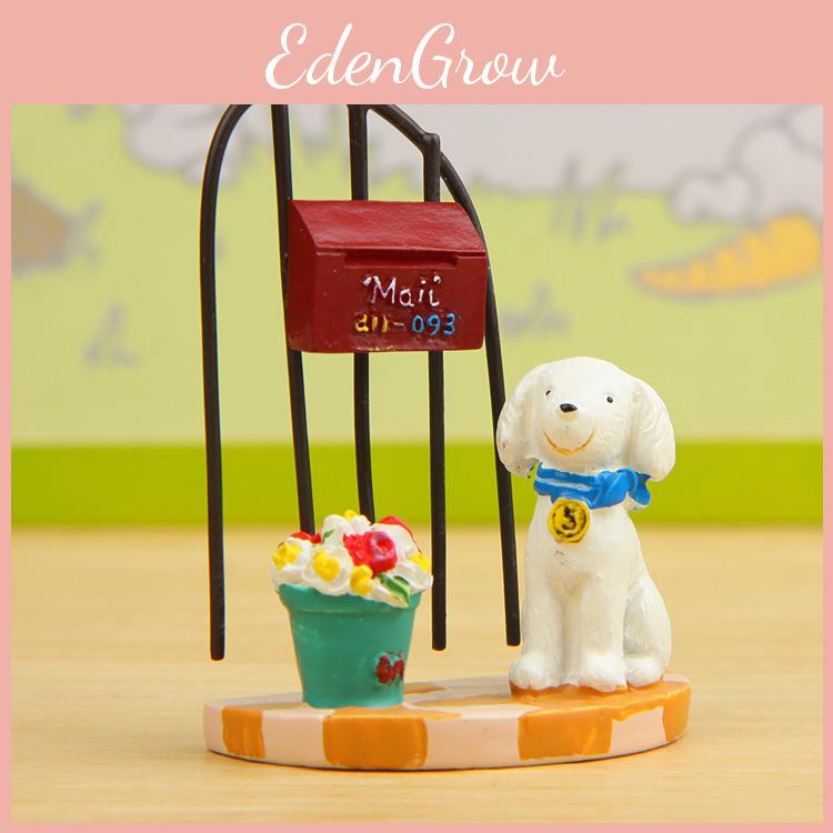Fresh Small 3d Resin Cartoon Dog Display Figurine With Flower Basket Gift For