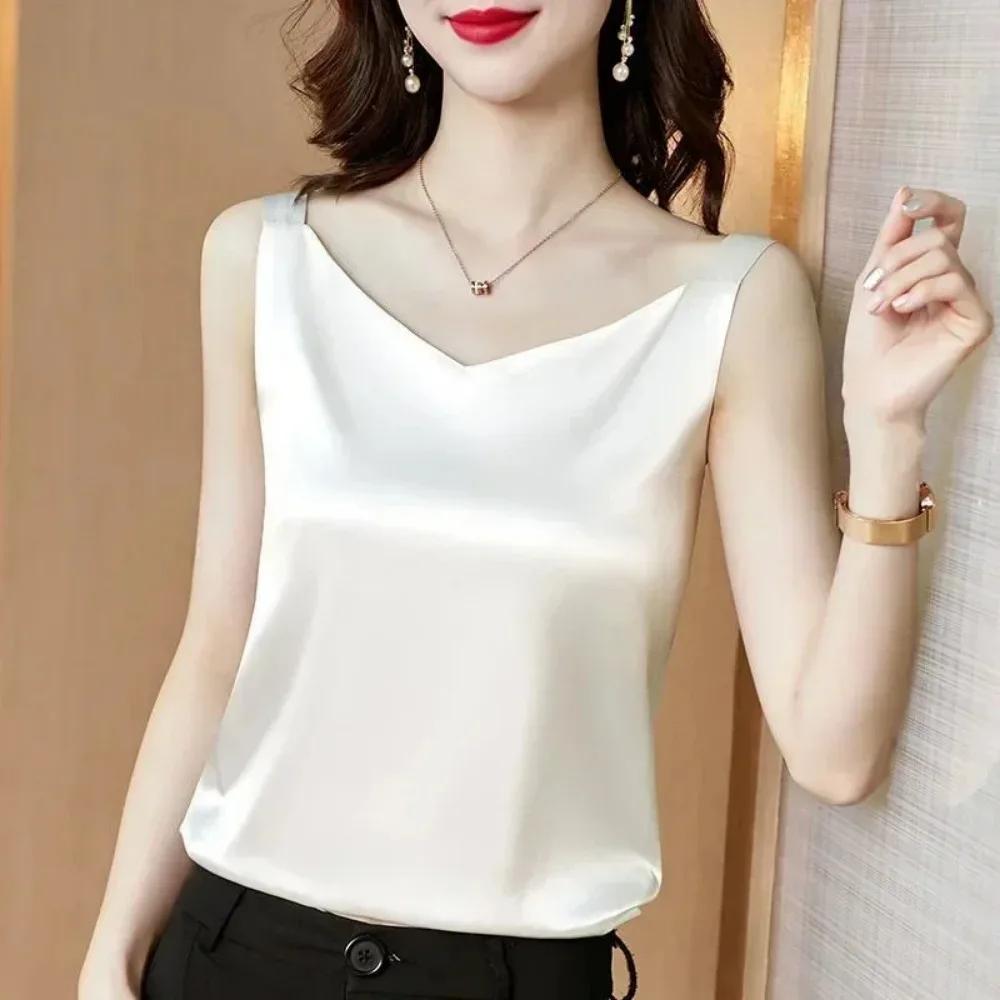 Summer Silk Women Blouses Shirt Woman Satin Blouse Tops Women Satin Lace Embroidery Blouse Top Woman V-neck Printing Shirts Tops