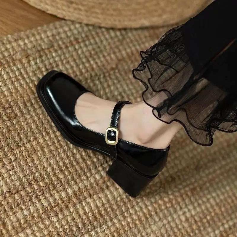 Fashion Women's Shoes Block Heel Square Toe with Medium Heels Japanese Style Lolita Mary Jane Gothic Chunky Buckle Ladies Footwear Trend