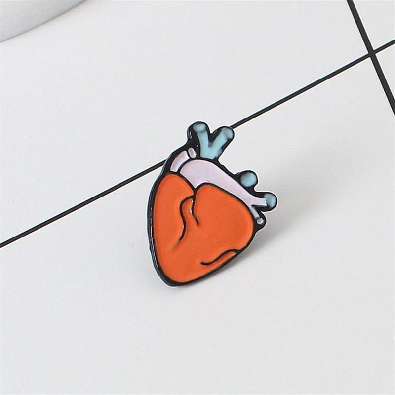 Creative Brain Eye Teeth Heart Cartoon Human Organs Corsage Brooch Pins Gifts Garment Accessory