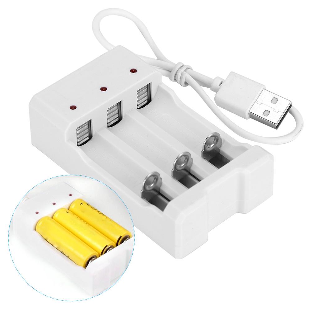 A03 White ABS Eco Friendly High Temperature Resistance 3 Slot USB Charger Charging for Aa AAA Battery