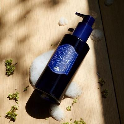 Bergamot & White Rose Perfumed Body Wash 290ml