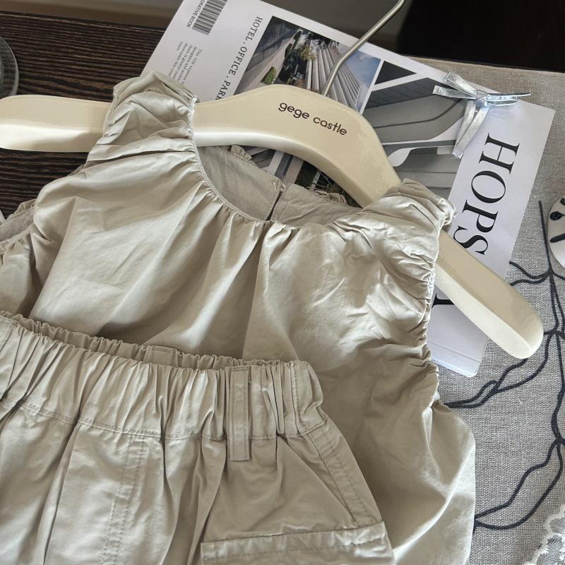 Girls' Fashionable Summer Two-Piece Set: Vest Top & Cargo Skirt