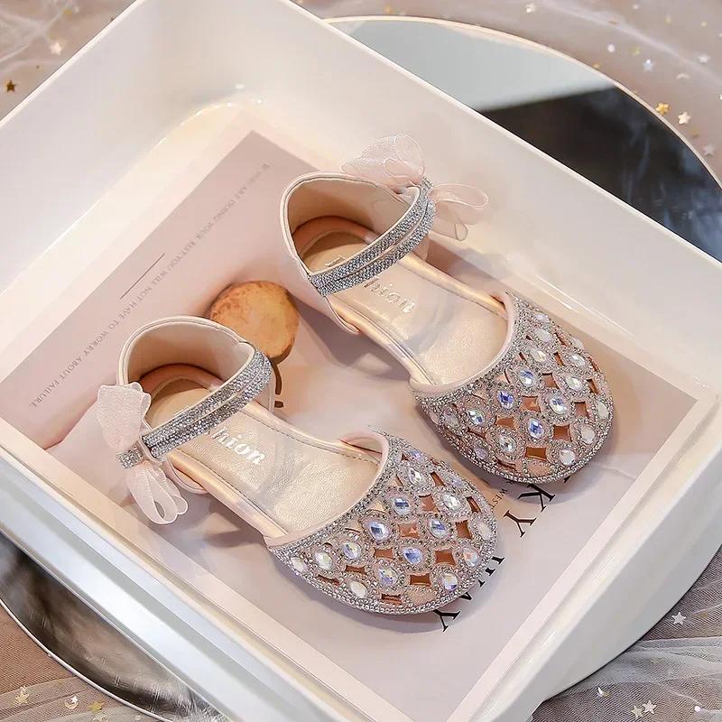 Girls Sandals Shiny Crystal Ins Trendy 2025 Summer New Kids Princess Shoes Mesh Lace Bows Girls Dance Shoes Elegant Hollowed-out