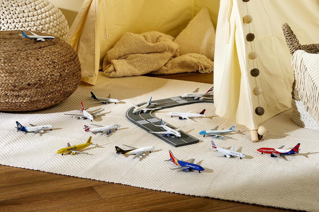 Daron Southwest Single Plane by Daron Toy [Product] RT8184-1
