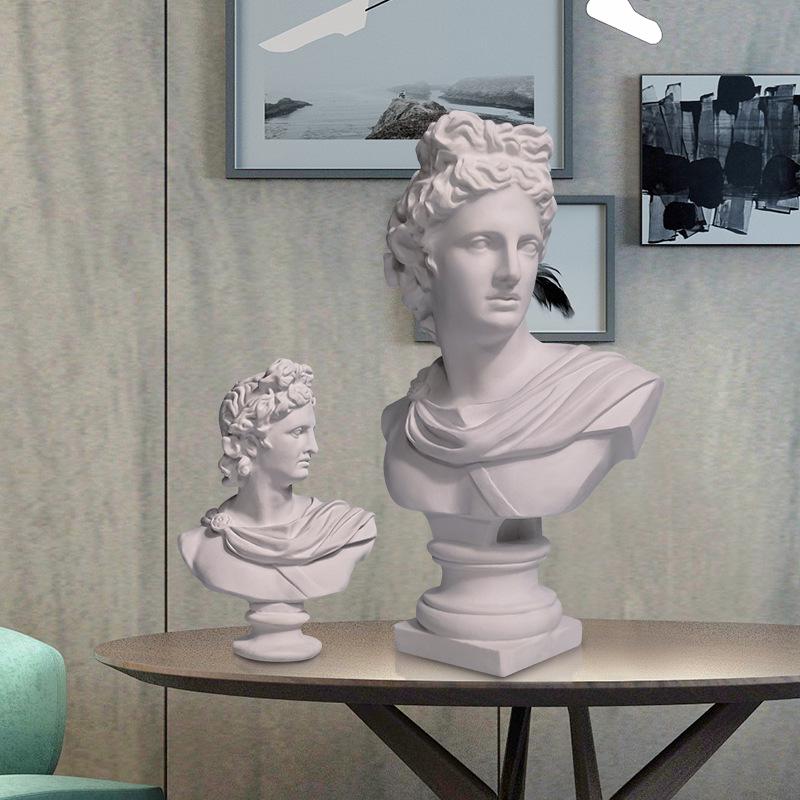 Resin Mini Plaster Figure: Character Model for Art Teaching and Painting Sketches.