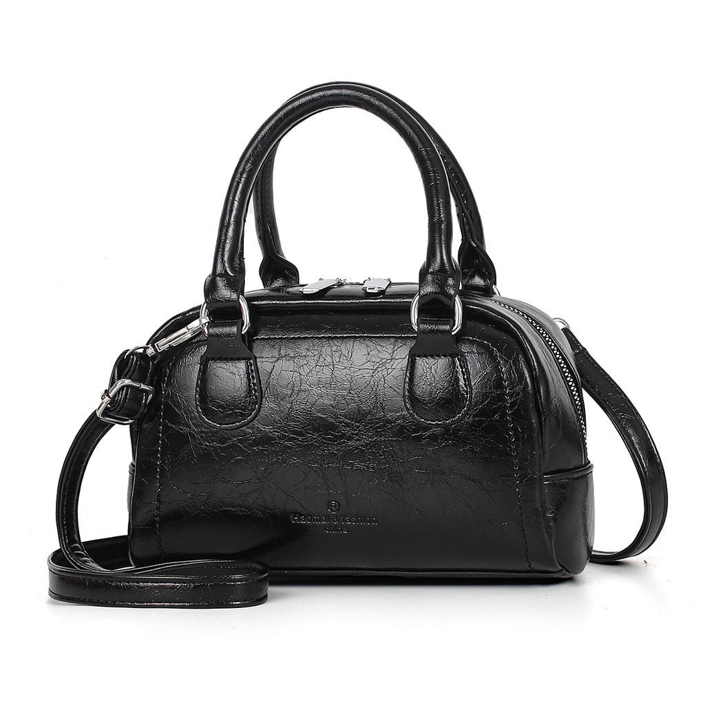 Premium niche bag women's 2025 new retro messenger bag women's casual versatile portable pillow bag